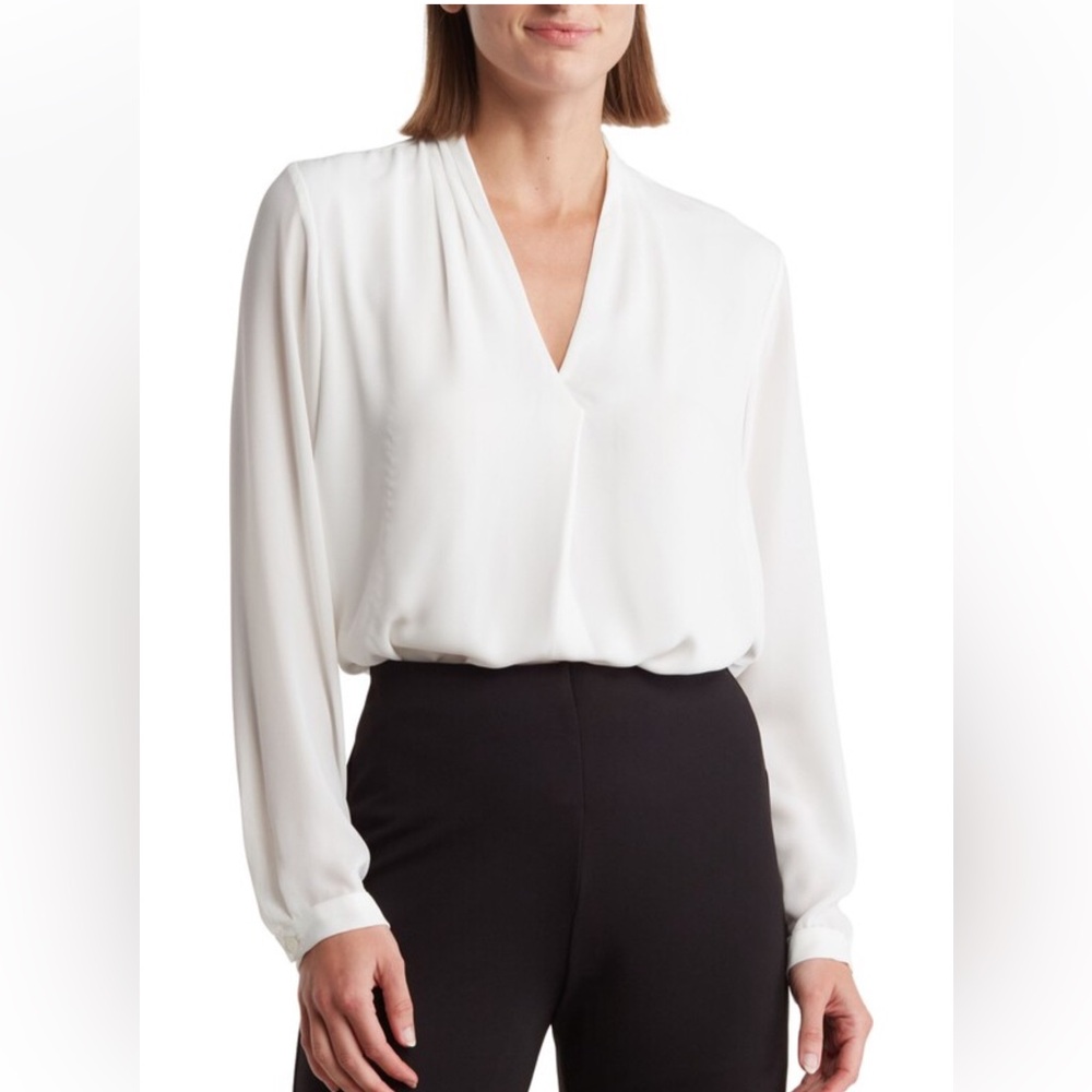Tahari pleated white long sleeve blouse
